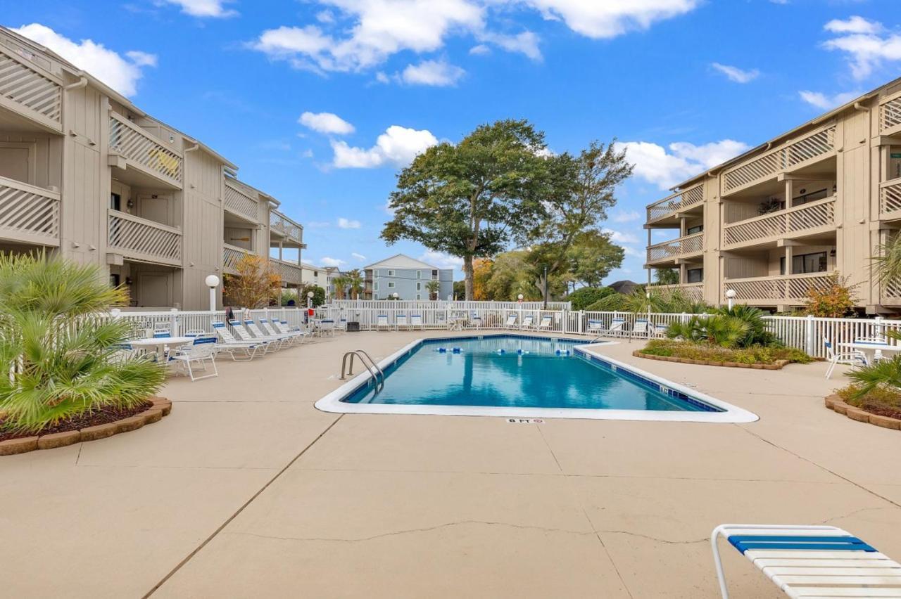 Spacious Modern Condo - 1St Floor - One Block To The Beach Myrtle Beach Exterior foto